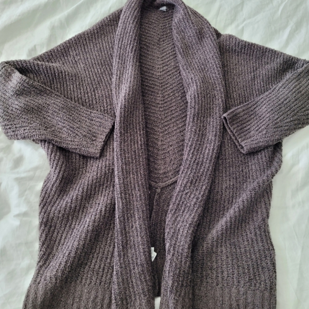 Cardigan sweater